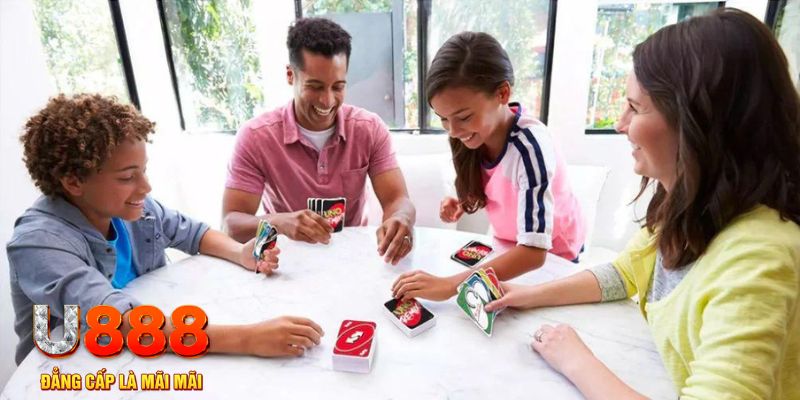hitclup đầu tư baccarat là gì